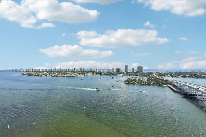 47-web-or-mls-Lake Shore Dr 2312-S2210-0