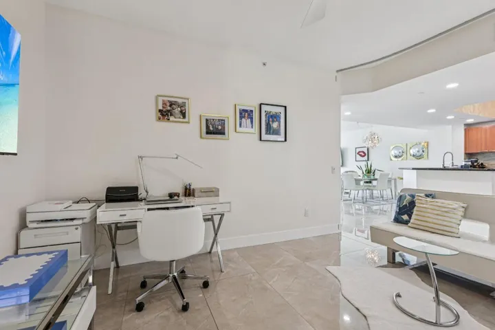22-web-or-mls-Lake Shore Dr 2312-S2210-0