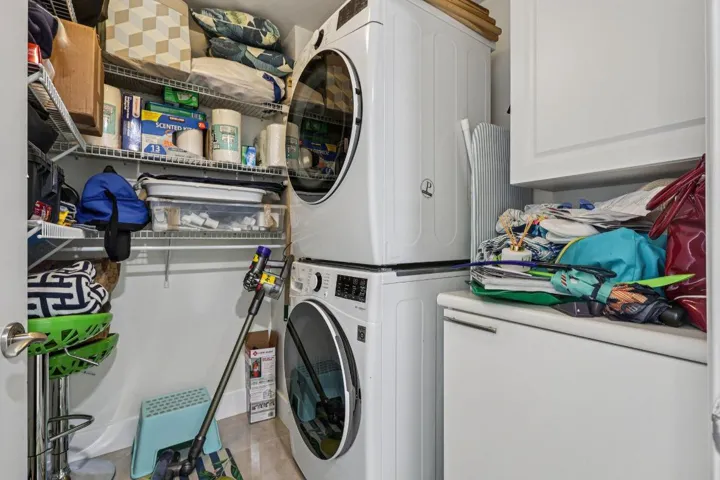 31-web-or-mls-Lake Shore Dr 2312-S2210-0