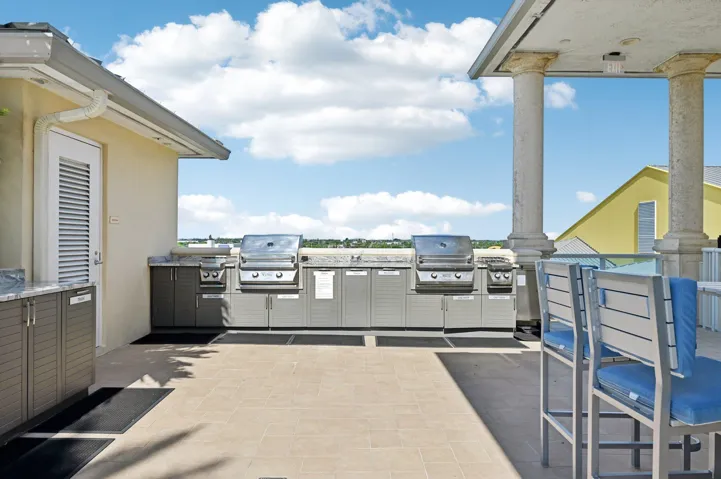 42-web-or-mls-Lake Shore Dr-L1508-[resho