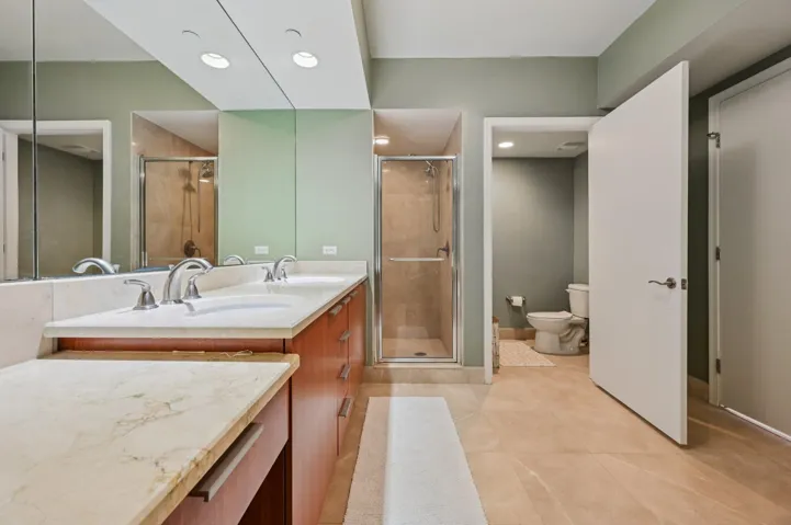 21-web-or-mls-Lake Shore Dr-S2012-021