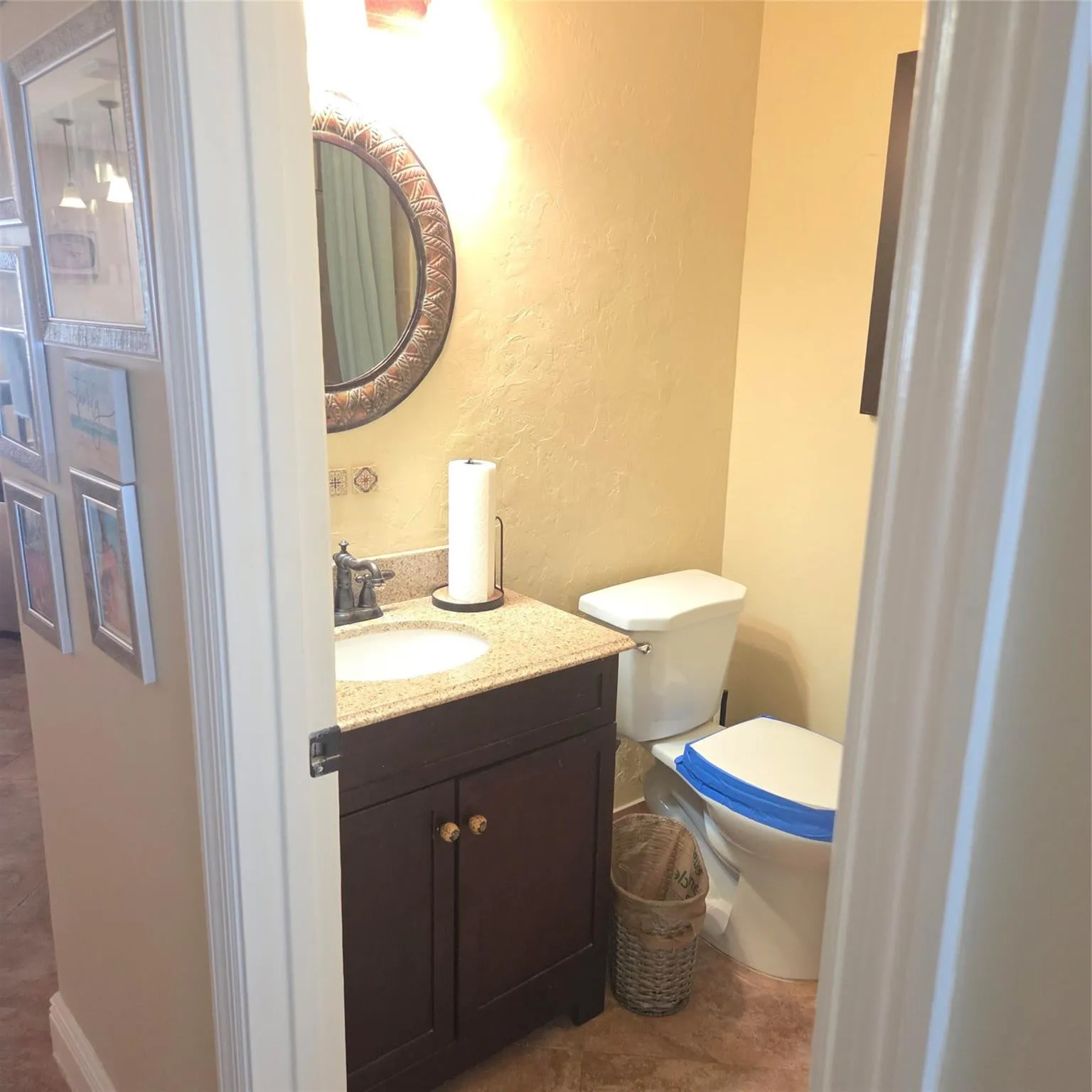 Guest 2nd Bath