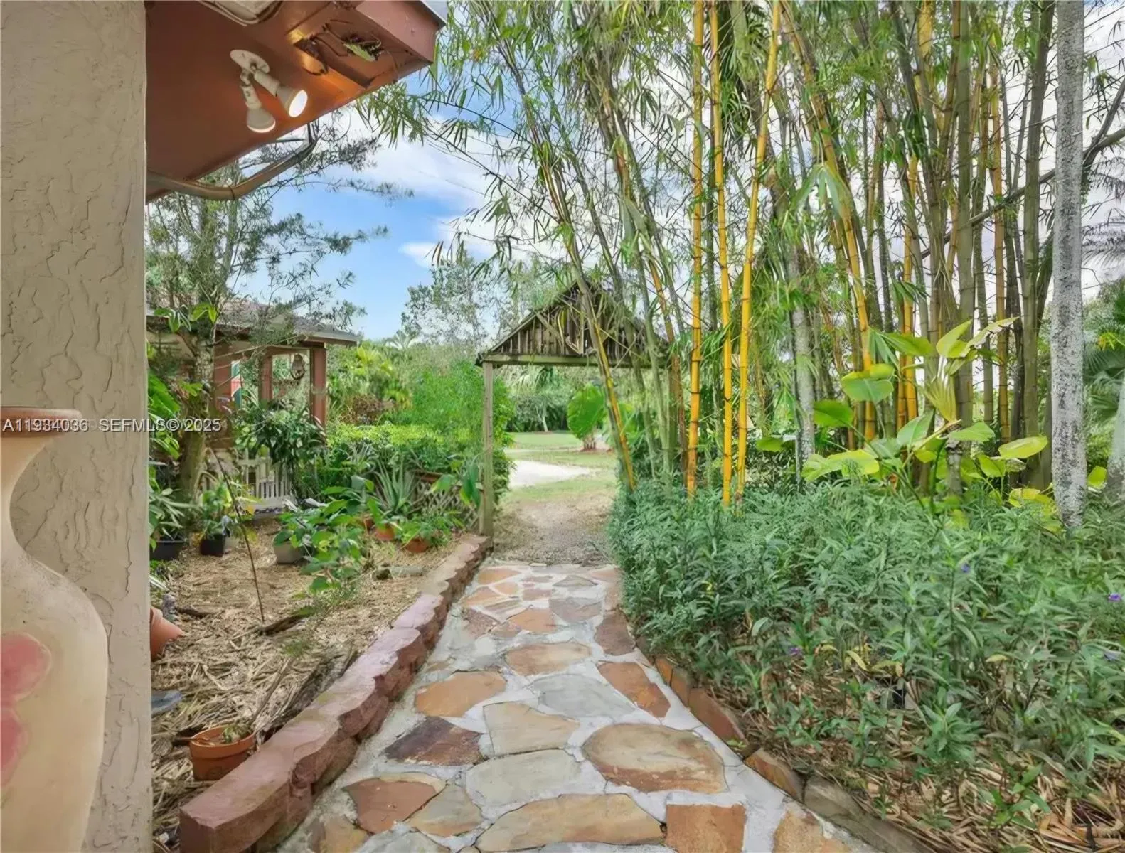 Property photo 37