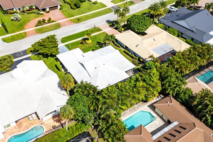 045-4572WhiteCedarLane