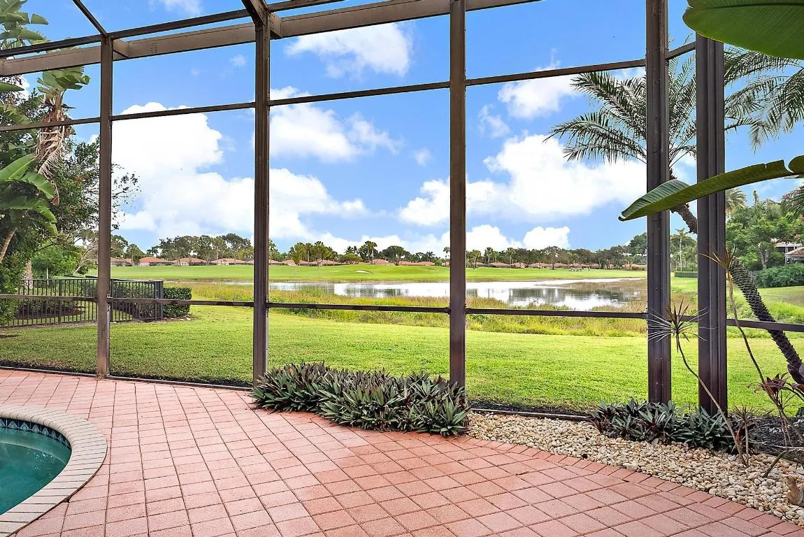 8500 Egret Lakes Lane