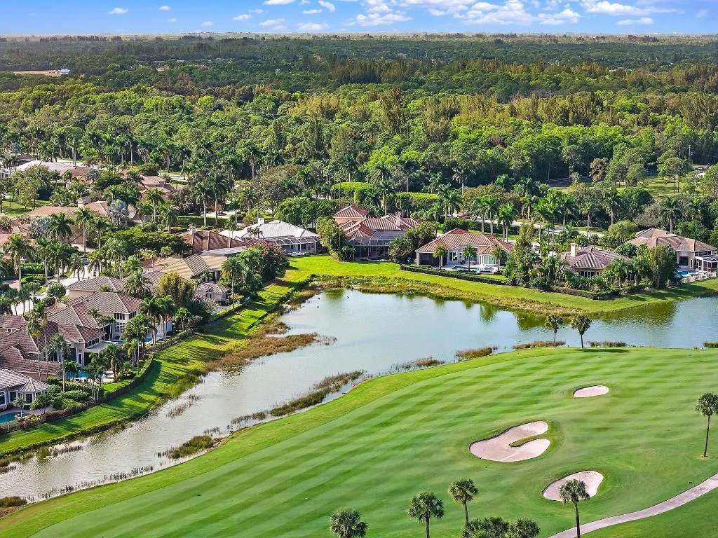 8500 Egret Lakes Lane