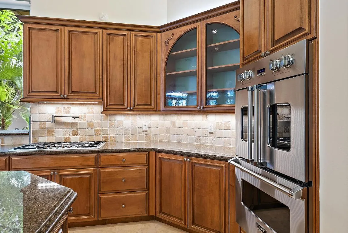 8500 Egret Lakes Lane