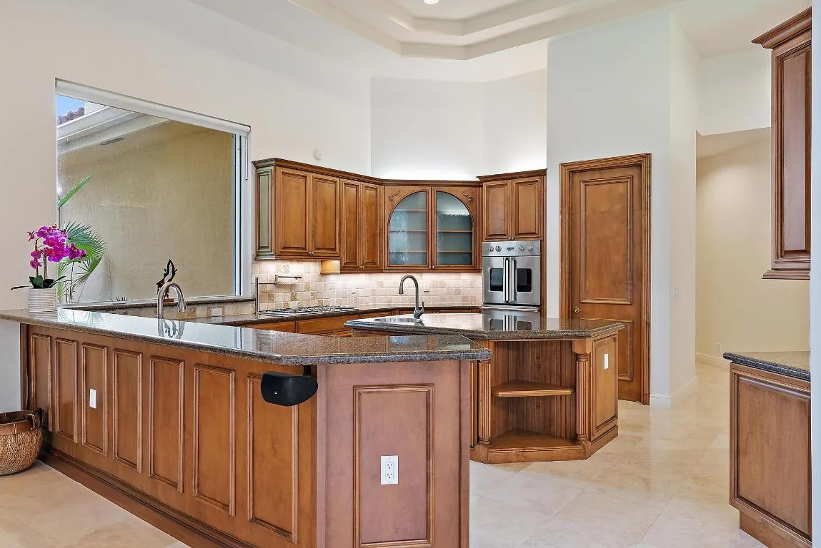 8500 Egret Lakes Lane