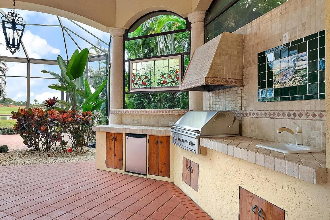 8500 Egret Lakes Lane
