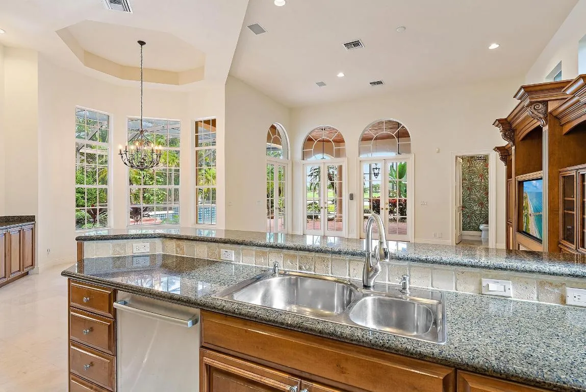8500 Egret Lakes Lane