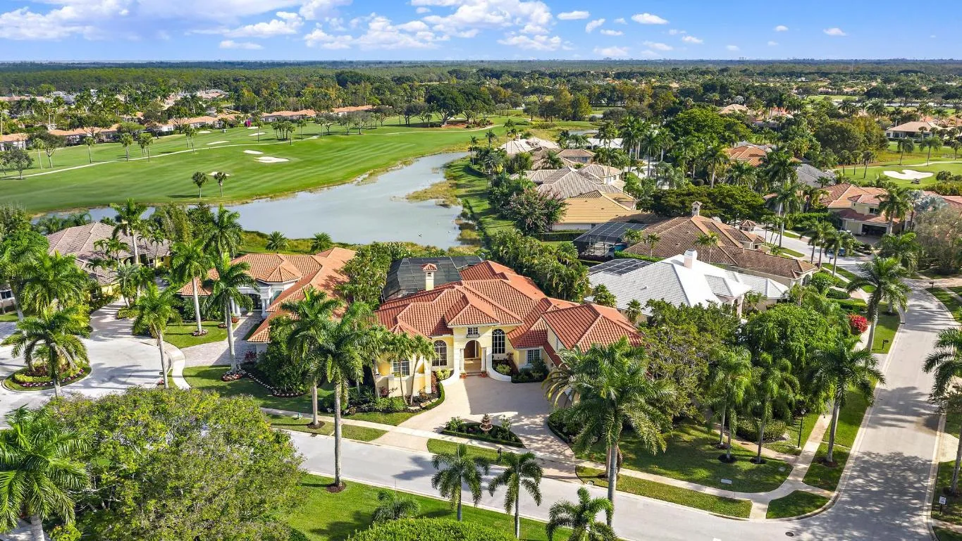 8500 Egret Lakes Lane