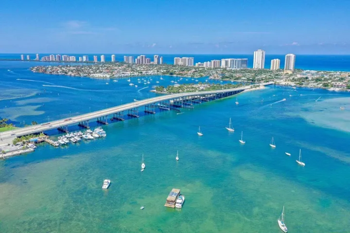 Local intercostal beauty