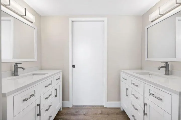 Dual Sinks-Master Bath
