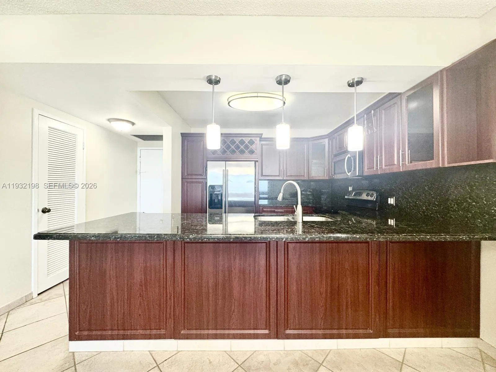 Open Kitchen