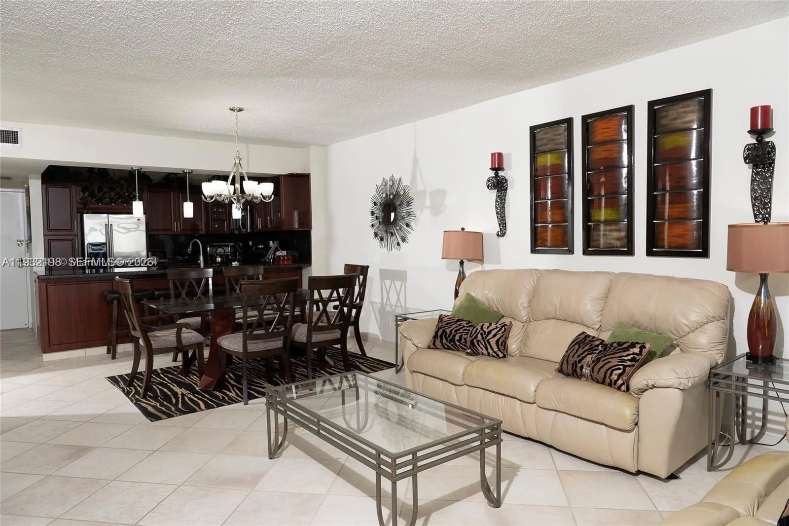 Open Kitchen