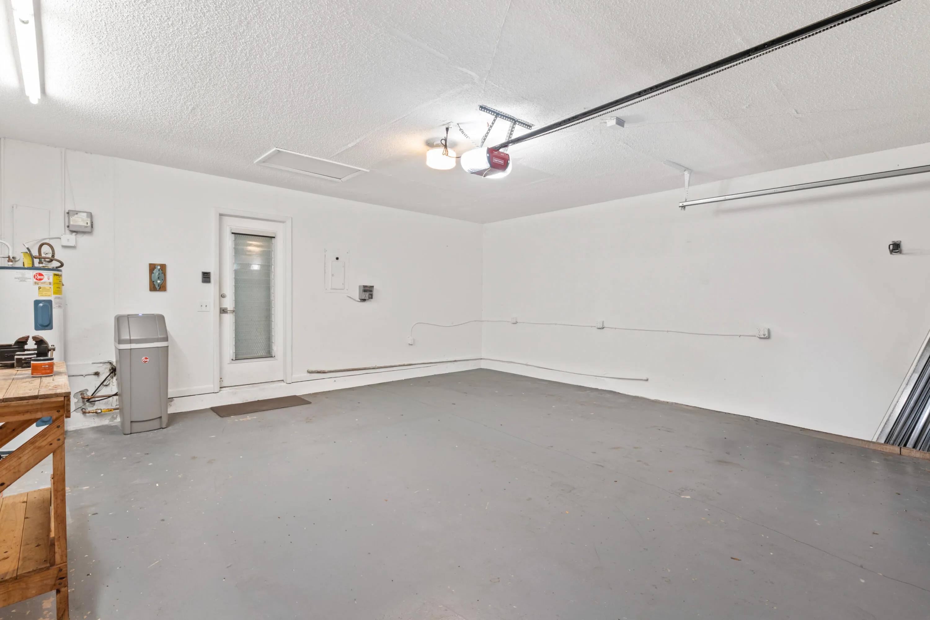 photos_high_resolution_5545_Lakeview_Mew