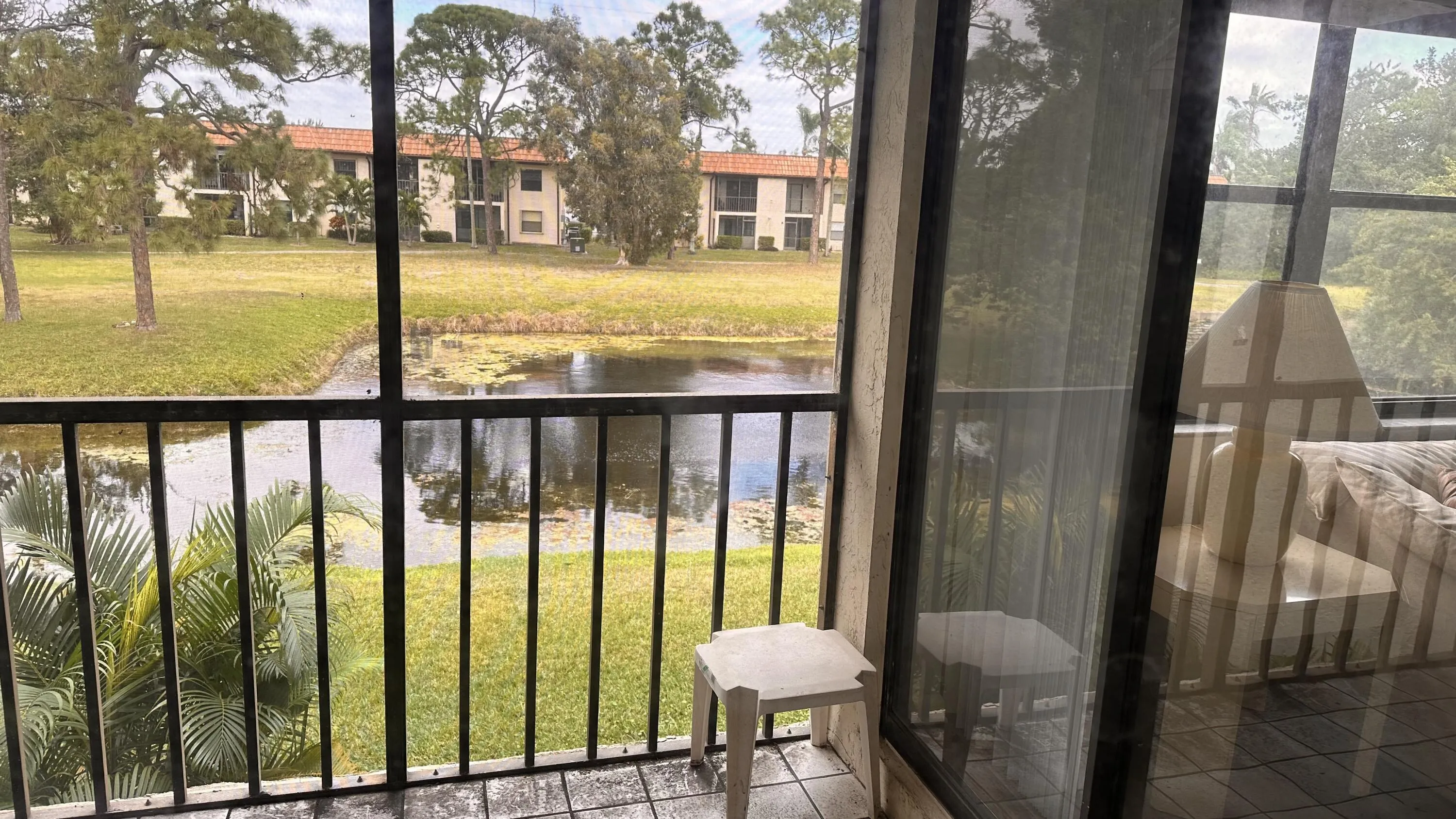 Screened-in-Patio