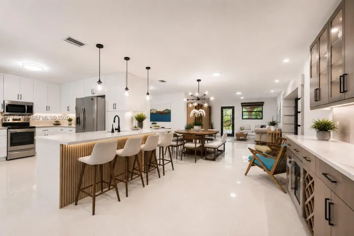 Virtually modernized house