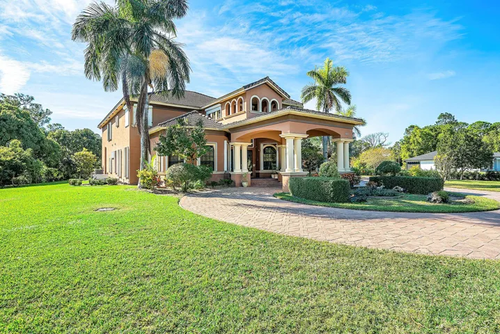 003-1756069thStreetNorth-TheAcreage-FL-3