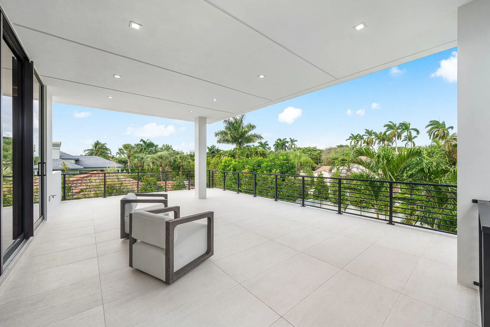 481_Thatch_Palm_Drive_66