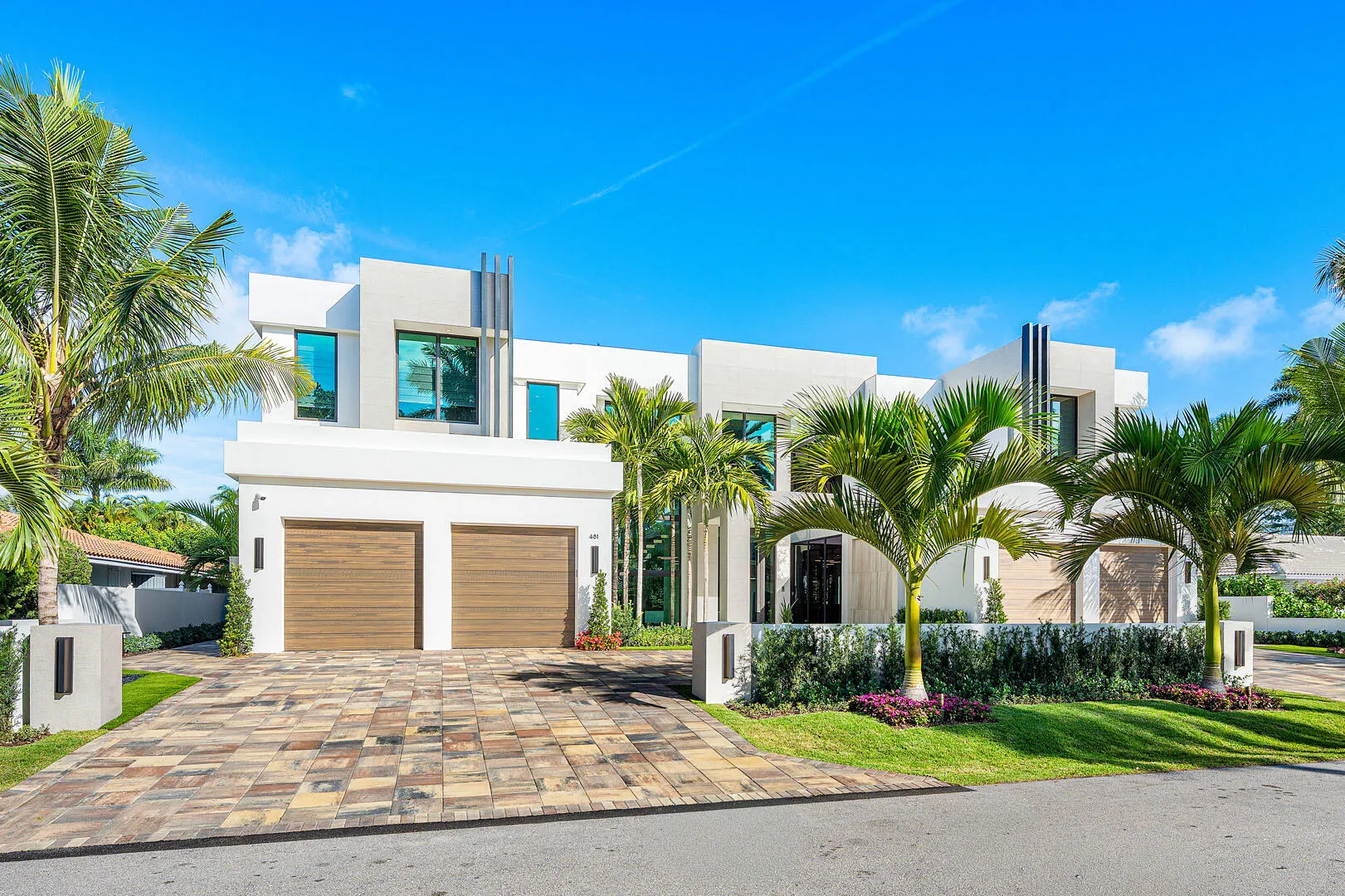 481_Thatch_Palm_Drive_01