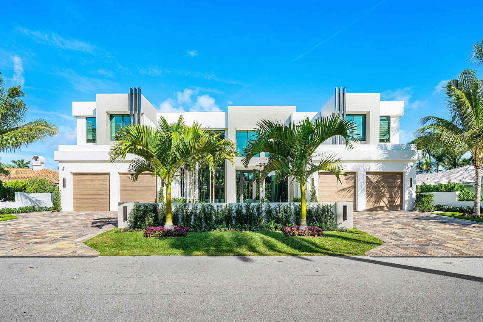481_Thatch_Palm_Drive_02