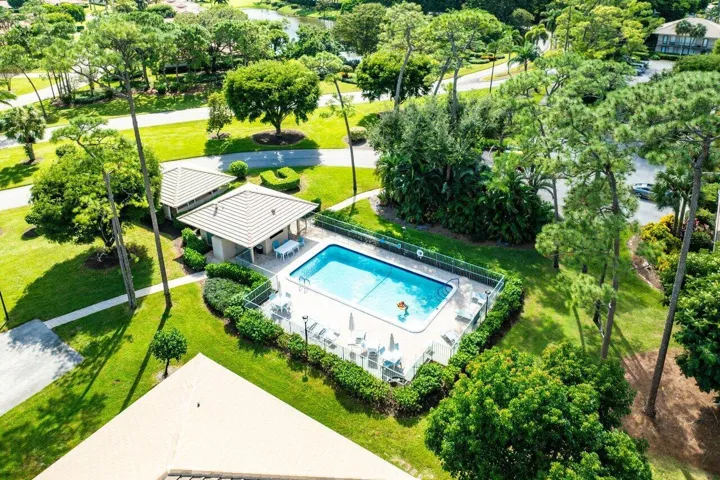 Sandpiper Pool