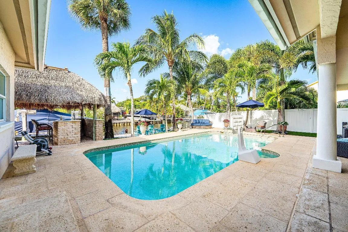 Private Pool