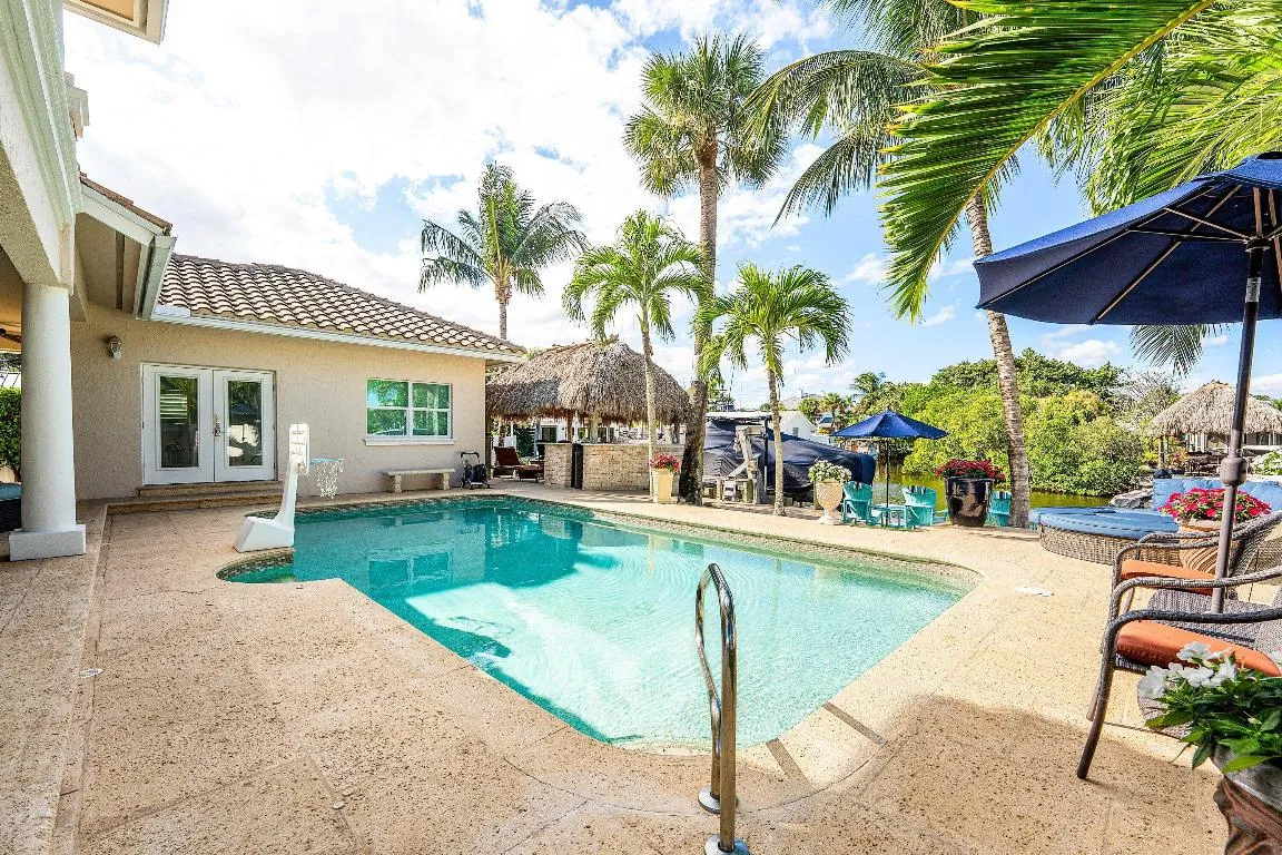 Private Pool