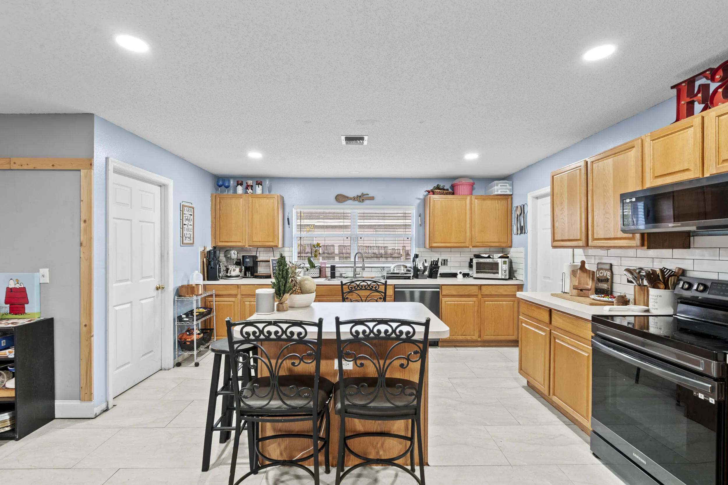 Property photo 24