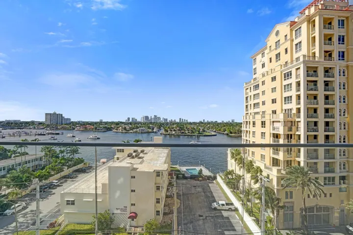 Balcony views of Intracoastal and downtown Fort Lauderdale