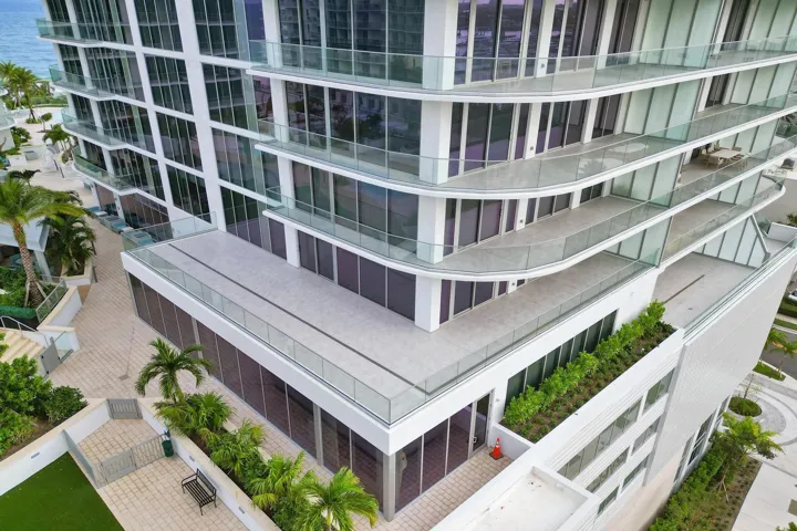 This corner unit has the largest terrace in the complex - almost 1,300 square feet.