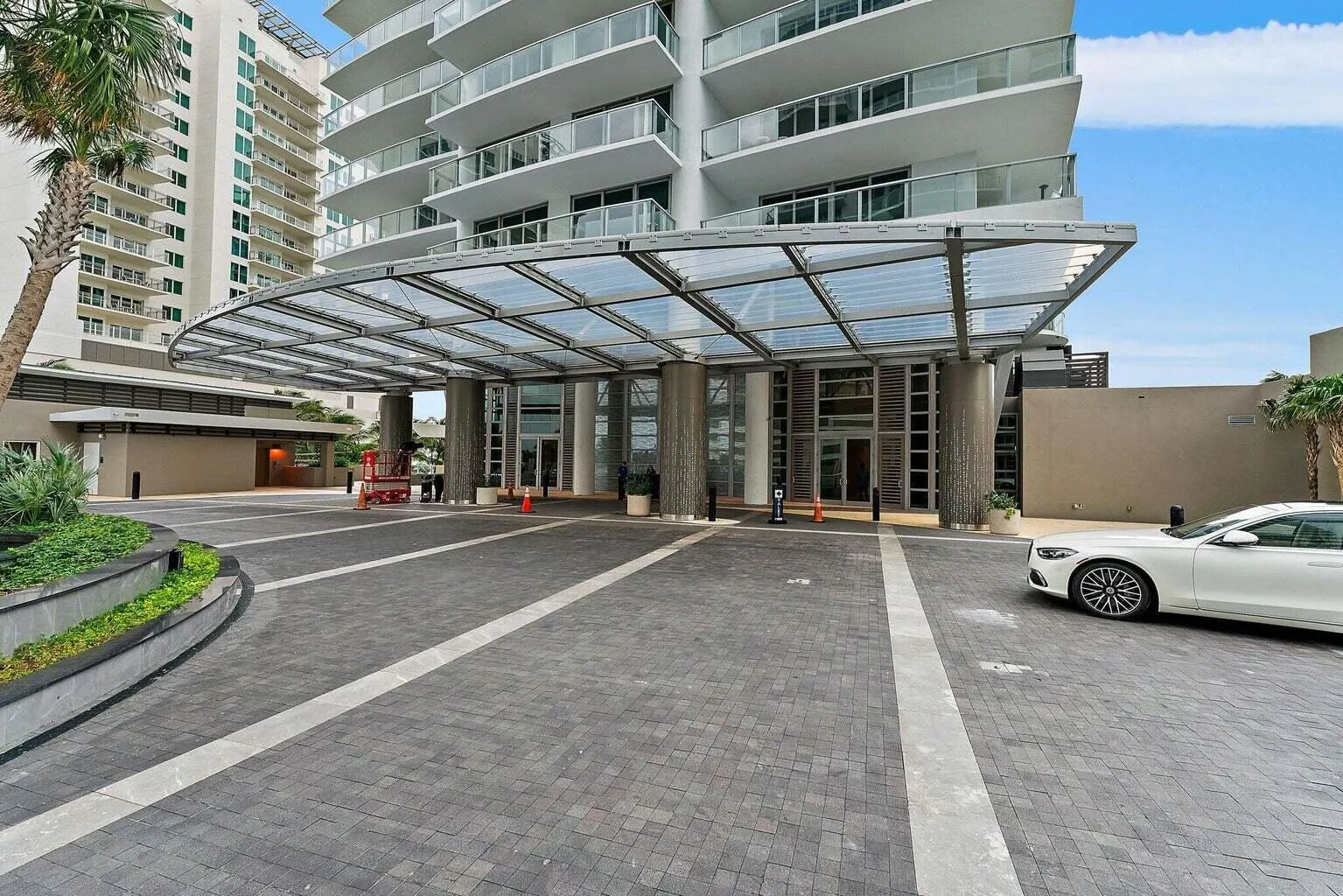 043-3100NOceanDr-1201H-RivieraBeach-SMAL