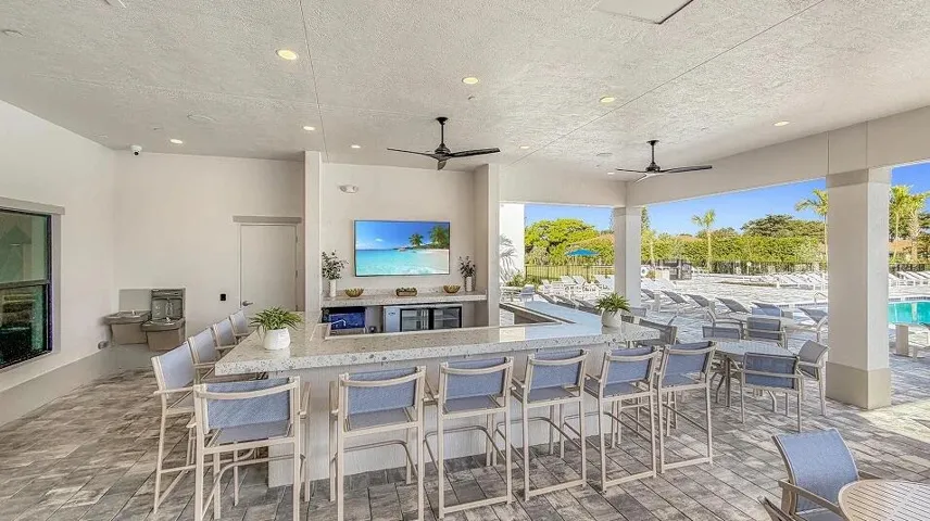 pbh_delraytrails_pic_amenity_clubhouse_i