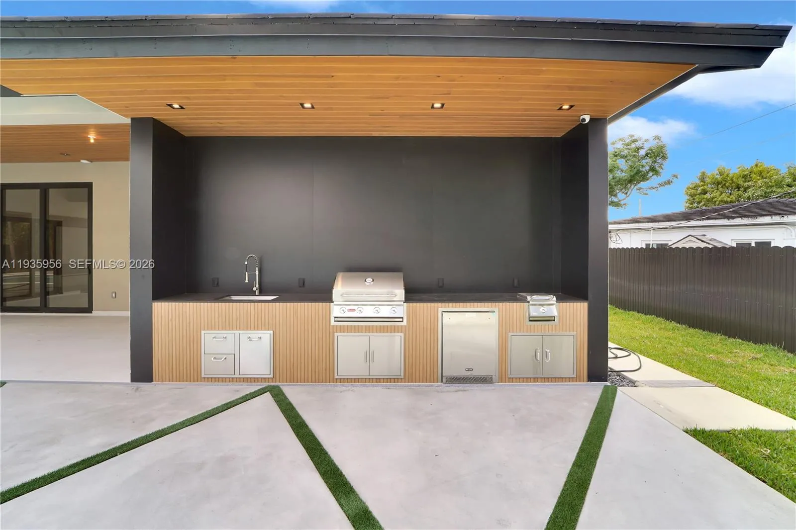 Property photo 43