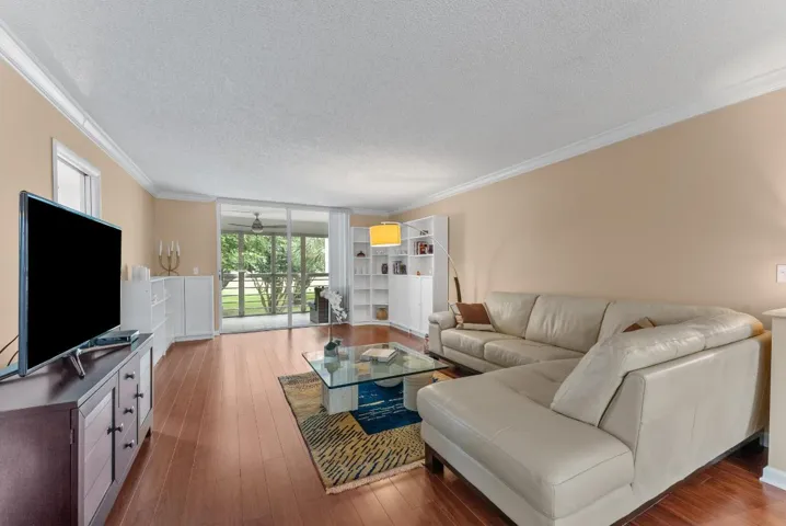 Livingroom 1
