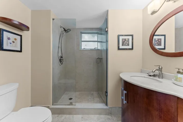 2nd Bathroom