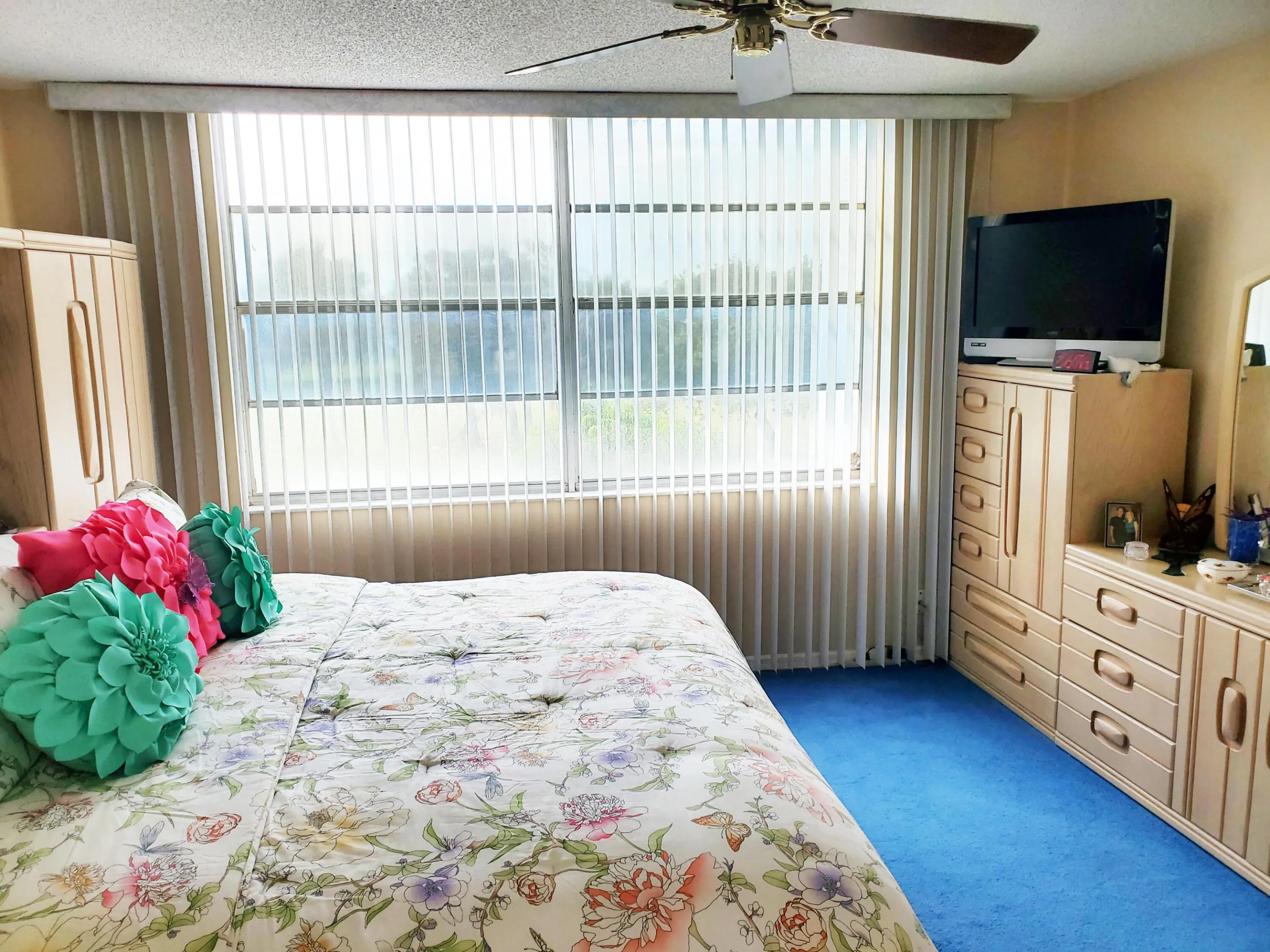 Master Bed room (2)
