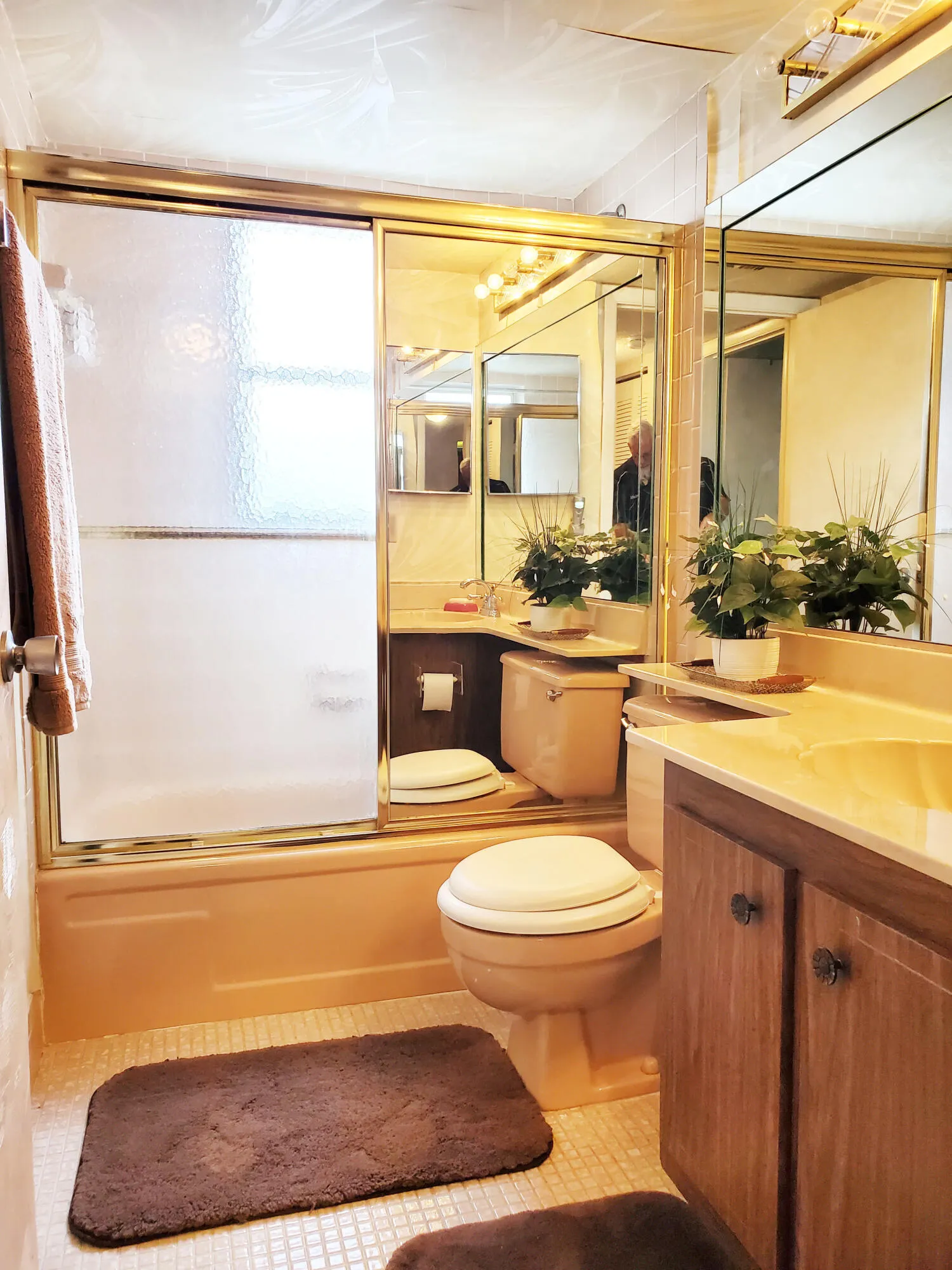 Main Bath