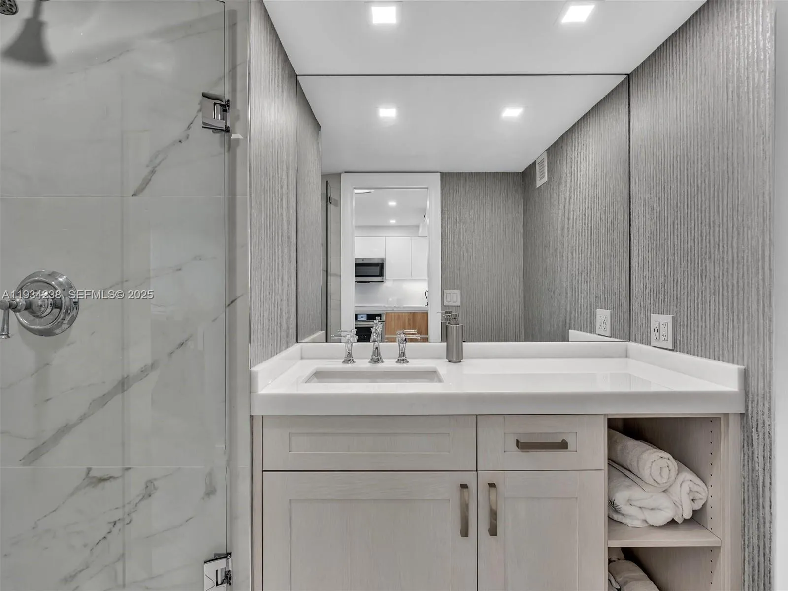 Full bathroom