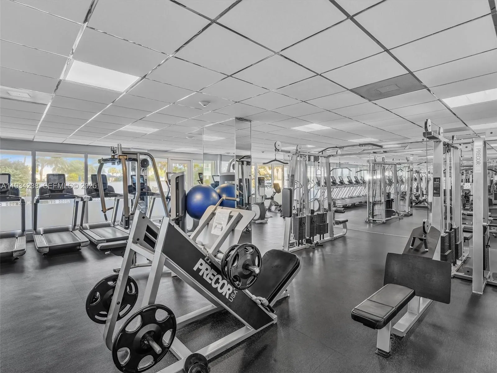 Cardio room