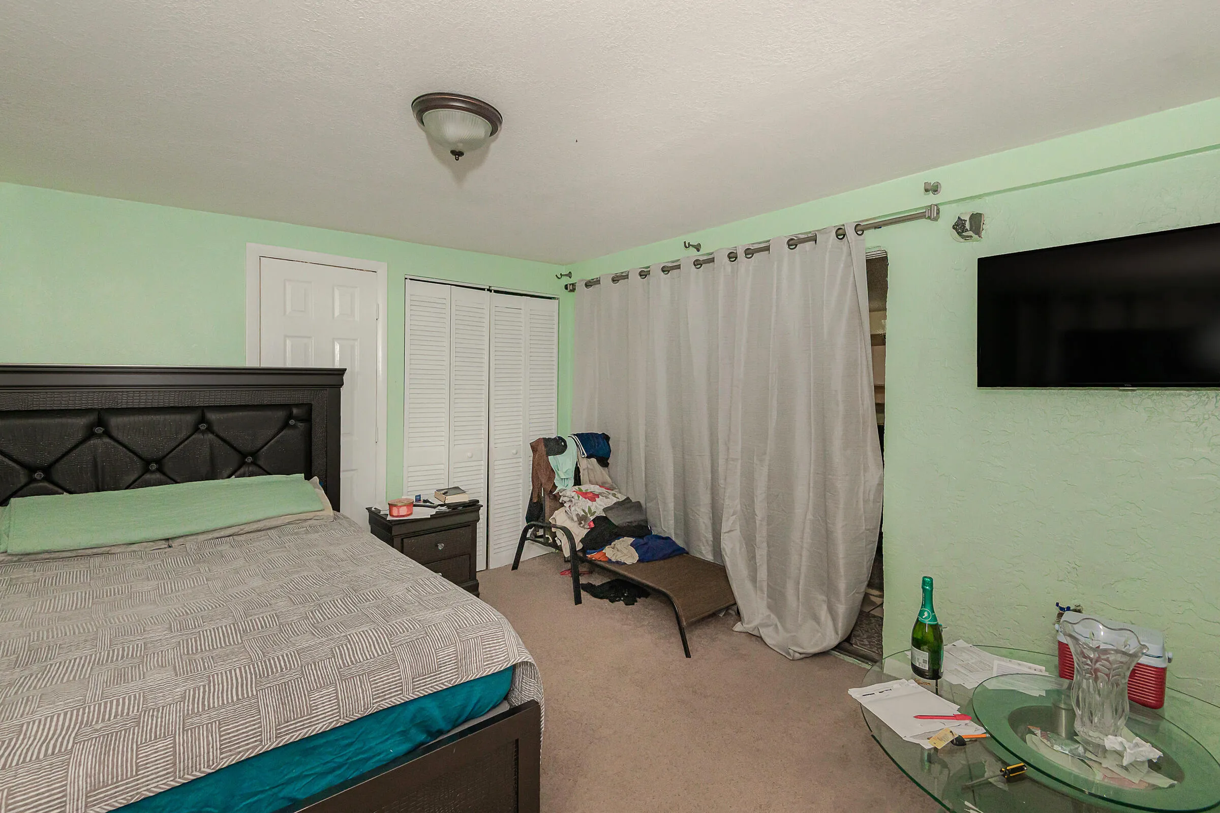 Lauderhill, FL Home – Master Suite