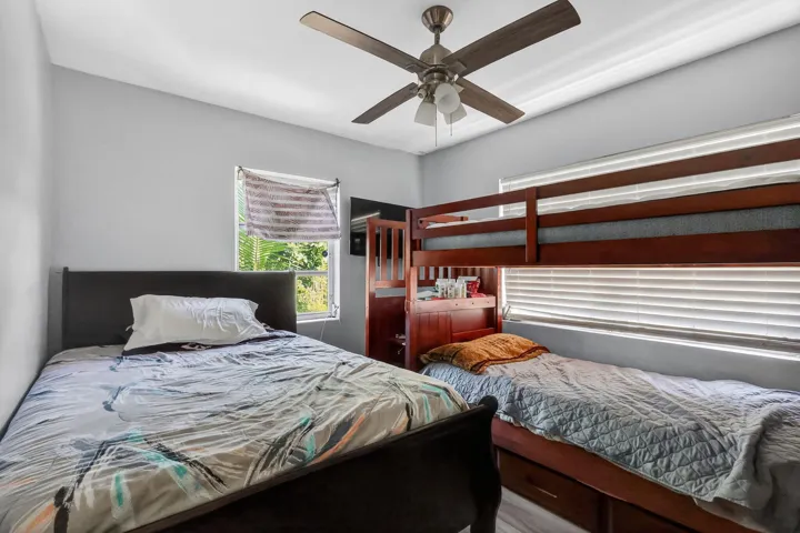 25-web-or-mls-F14A0948