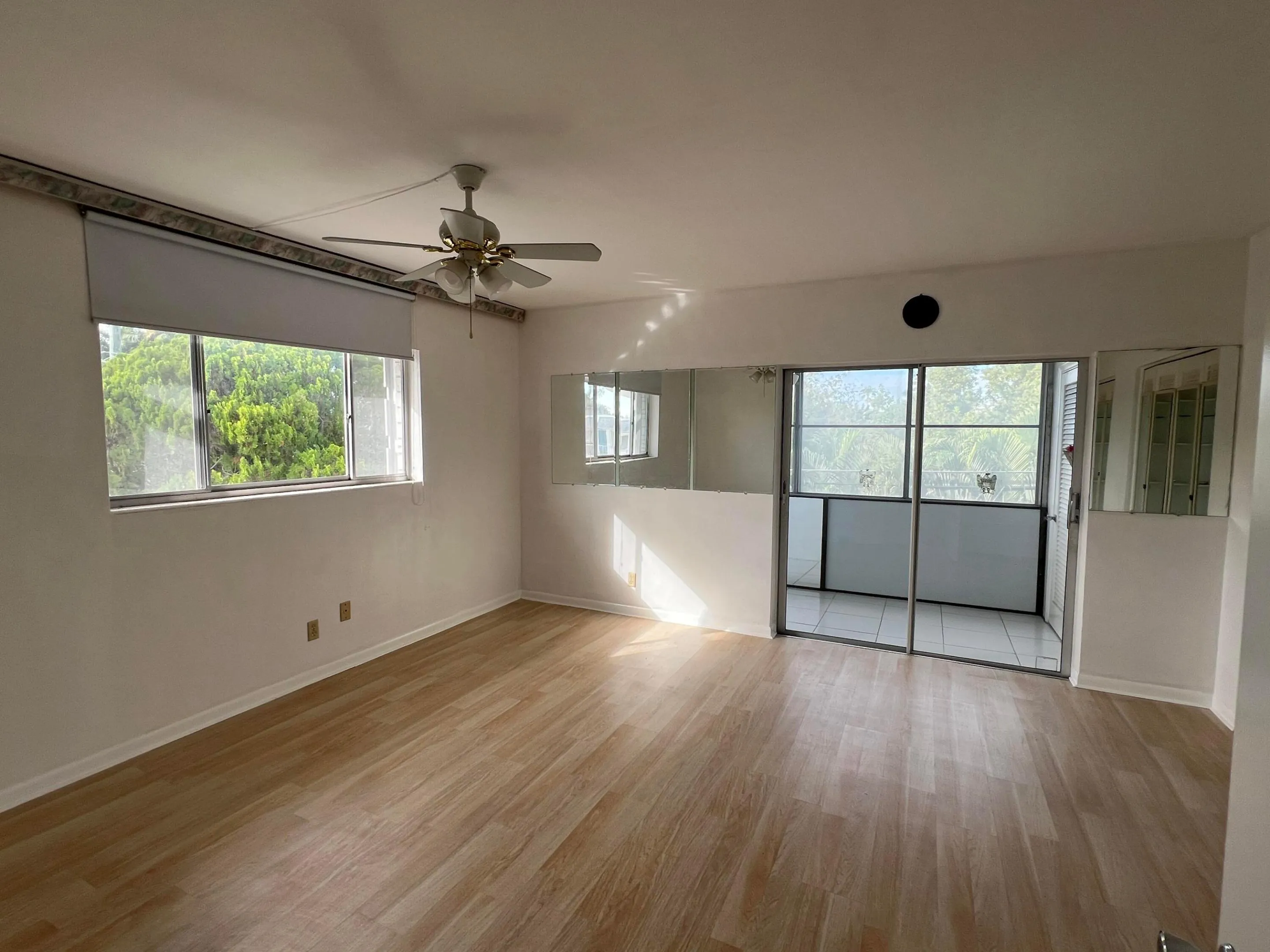 Spacious bedroom