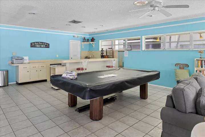 Pool table