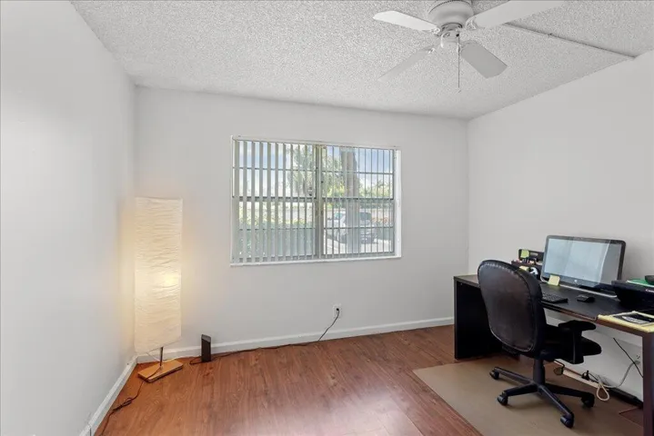 Second bedroom or office