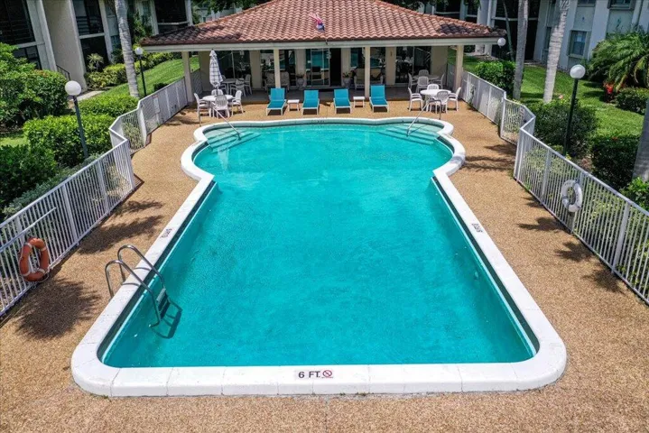 The "sun and fun" pool deck