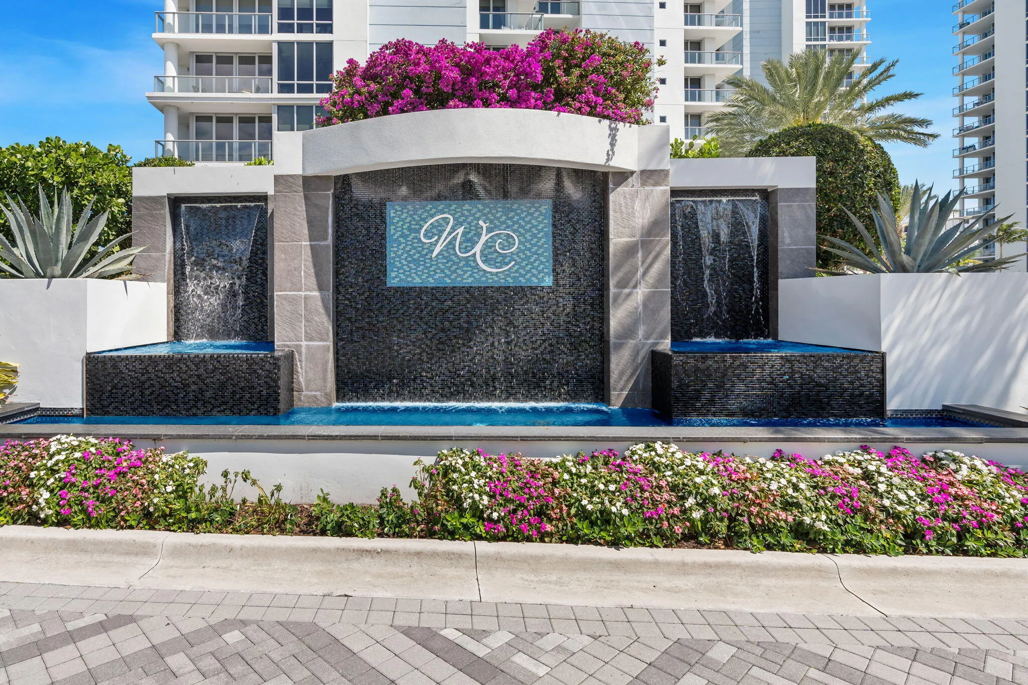 1 Water Club 603_Beach 1_Entrance 2