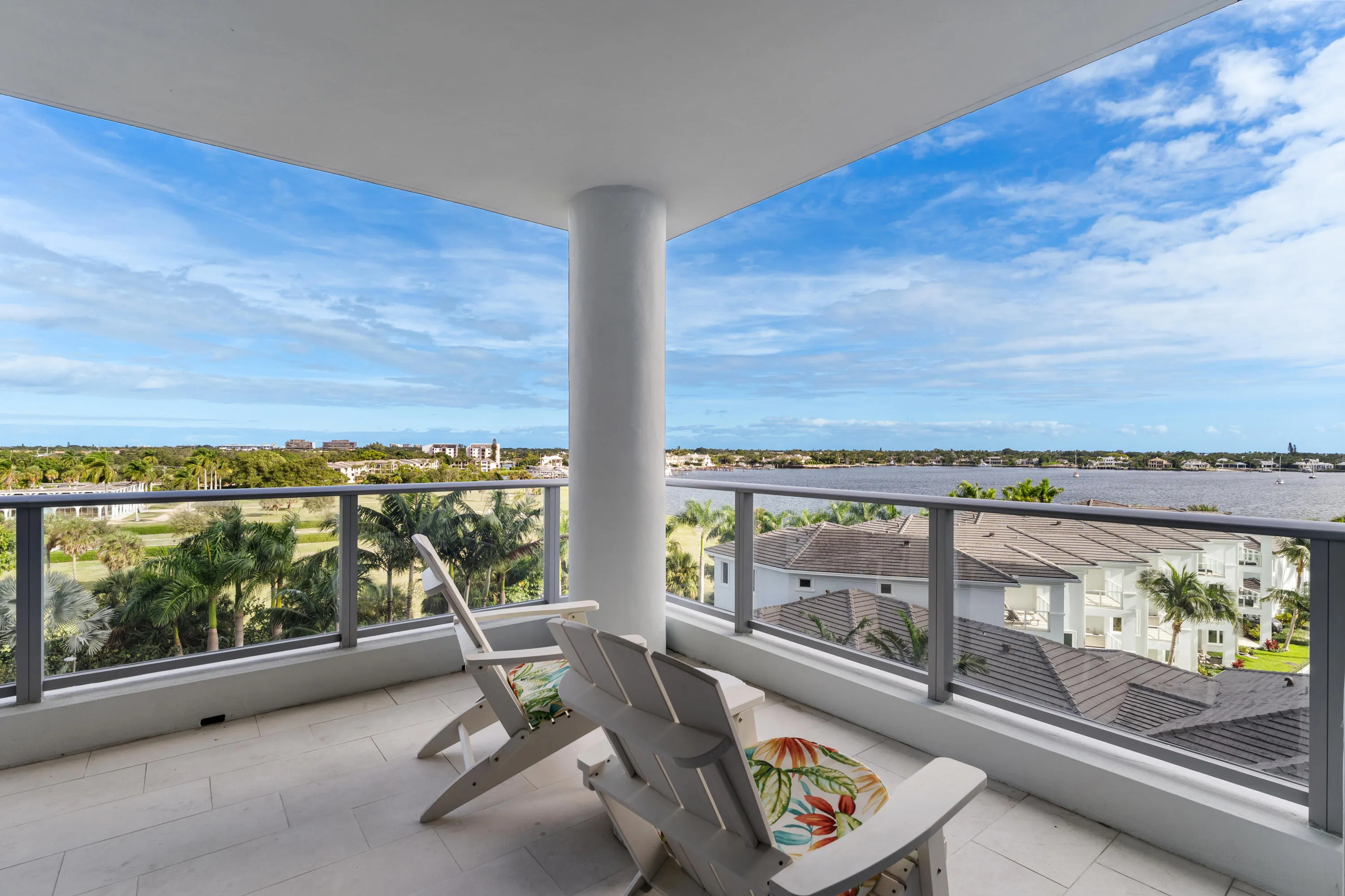 1 Water Club 603_Balcony 1