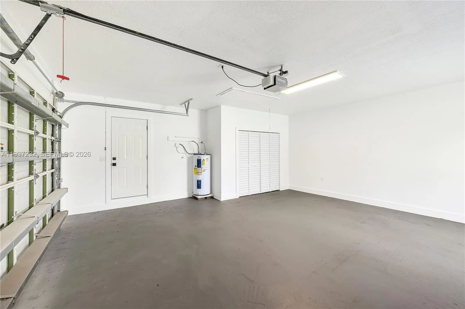 Property photo 73